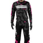 CONJUNTO SPIRIT NEGRO-MAGENTA